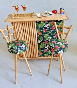 Barbie Size Tiki Bar and Stools 6th Scale includes miniatures 6th Scale - Picture 1 of 6