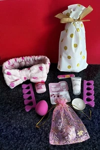 Pre Filled Girls Birthday Party Bags, 10 Pamper Items! Party Favours Sleepovers - Picture 1 of 1