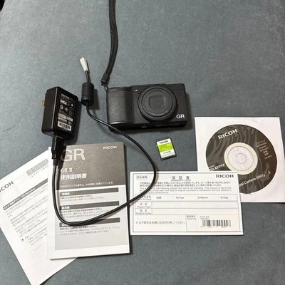 RICOH GR II Black Compact Digital Camera 16.2MP APS-C 18.3mm F2.8 Tested - Image 1 of 4