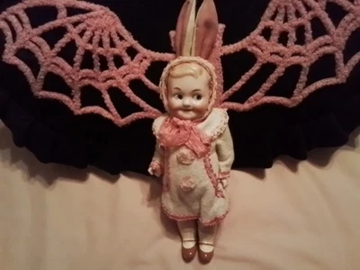 antique porcelain head doll, AM 324, Googly * Googlie - Image 1 of 4