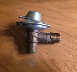 1961-1970 GM Olds Buick Pontiac Heater Hose Bypass Control Valve Vacuum NOS - Picture 1 of 4
