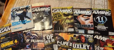 Computer Gaming World Magazine 2005 Lot with Discs Many Extras! - Image 1 of 4