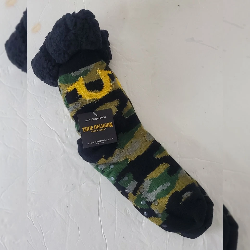 TRUE RELIGION SHERPA FLEECE-LINED THERMAL SLIPPER SOCKS MEN'S SIZE 10-13 CAMO - Image 1 of 4