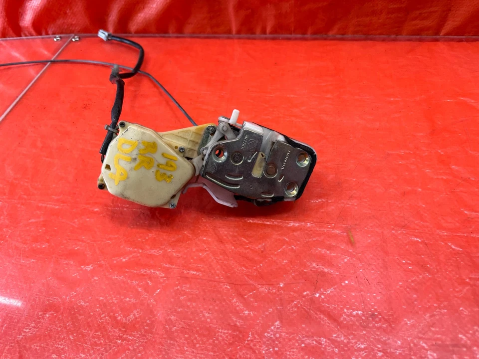 95-98 HONDA ODYSSEY - ACTUADOR DE CERRADURA DE PUERTA TRASERA DERECHA PASAJERO - OEM #193 Foto 1 de 4