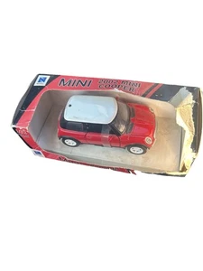 2002 MINI Cooper Die-Cast Model Car by NewRay - Red 1:32 Scale (with Box) - Picture 1 of 5