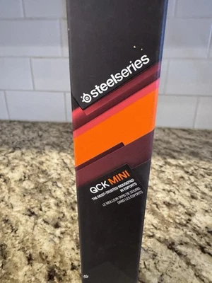 Mini alfombrilla de ratón SteelSeries 63005 QcK 250 mm X 210 mm negra Foto 1 de 4