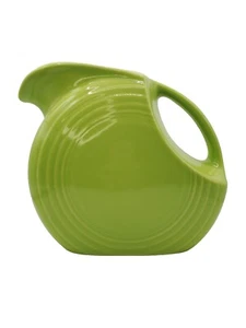 Fiestaware Large Disc Water Pitcher Lemongrass Lime 67 oz Excellent - Picture 1 of 9