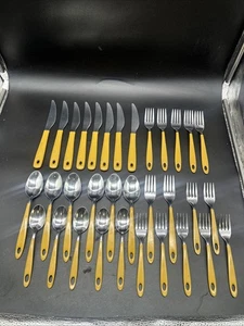 Posate Imperiali Casual 1971 Raccolta Oro 33 Pezzi Cucchiai Acciaio Inox Argenteria - Foto 1 di 8