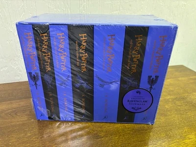 Гарри Поттер Ravenclaw дом издания в мягкой обложке бокс-сет Дж. К. Роулинг: новый - Изображение 1 из 4