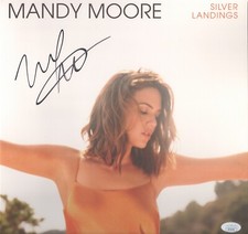 MANDY MOORE Signed SILVER LANDINGS LP VINYL RECORD THIS IS US Autograph JSA COA MANDY MOORE Signed SILVER LANDINGS LP VINYL RECORD THIS IS US Autograph JSA COA