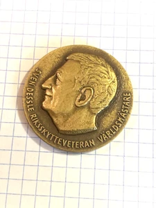 Collectable Medal Token Sport Archery Sweden Tournament Champion Vintage 1977 - Picture 1 of 2