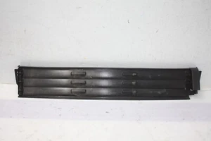 Range Rover Sport L461 Front Shutter Grill N9X2-8475-A Genuine - Picture 1 of 12