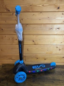 EVO Eclipse Light Up Scooter Blue | 3 Wheel Kids LED Light Up Wheels Lean & Tilt - Picture 1 of 5