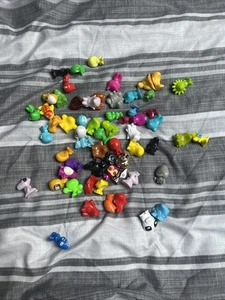 Gogos Crazy Bones Bundle - Picture 1 of 4
