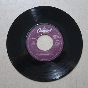 McGUINN CLARK & HILLMAN DON'T YOU WRITE HER OFF/SAD BOY VINYL 45 VG 18-177 - Picture 1 of 2