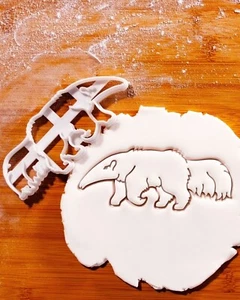 Realistic Anteater Cookie Cutter - Rainforest South American wildlife animal zoo - Picture 1 of 4