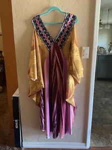 Caftano Vintage Bellissimi Colori Mumu Casa Fluida Taglia 1 Adatto a Tutti Retro Psichedelico - Foto 1 di 9