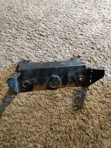 MTD Yard Machine Models 760 -779 Front Pivot Bracket MTD 783-04601 B side - Picture 1 of 9