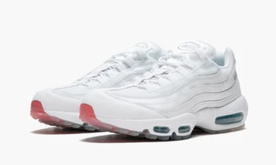 NIKE Men's White/Metallic Silver/Photo Blue USA Air Max 95 #AQ7981-100 8 NEW - Image 1 of 4