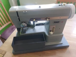 Pfaff 95 Nähmaschine mit Koffer - Bild 1 von 5