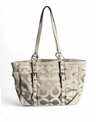 Bolso de hombro mediano Coach Signature  Foto 1 de 4