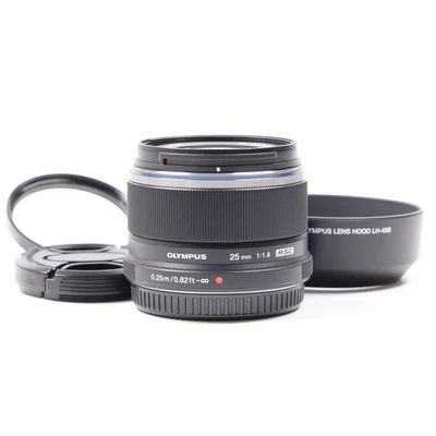 Olympus M.Zuiko 25mm F1.8 Lens Black [Top Mint] #4789J - Image 1 of 4