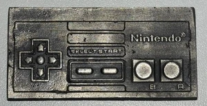 Hand Crafted & Poured Nintendo Controller 2.66ozt .999 Fine Silver AG Bar - Picture 1 of 2
