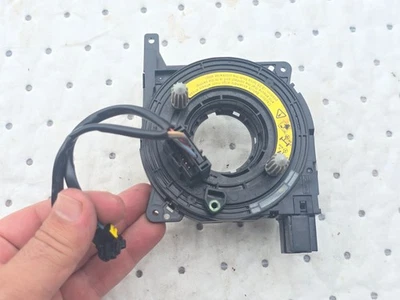 2008-2012 LAND ROVER LR2  STEERING  WHEEL CLOCK SPRING  OEM - Image 1 of 4