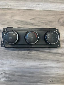 Dodge Ram 2009-2012 unidad de control de temperatura 09-12 RAM P/N 55111290AD - Imagen 1 de 11