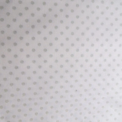 Cotton Quilt Fabric 2 1/2 yards Polka Dots Craft Material - Image 1 of 3