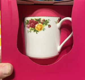 Royal Albert Old Country Roses Mug-still in box - Picture 1 of 1