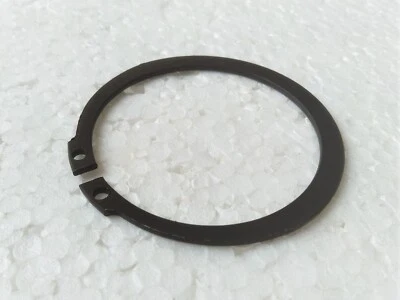 Circlip de bloqueo de rueda trasera Honda CB CL SL XL 100 125 175 200 ST90 TL125 58m/m Foto 1 de 3
