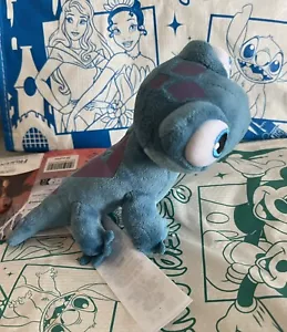 Disney's Frozen II Bruni Salamander Shoulder Pal Magnet Mini Plush NWT - Picture 1 of 5