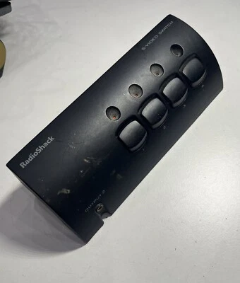 4 Way AV Switch Audio Radio Shack Cat. No. 15-1966 Video Selector - Image 1 of 4