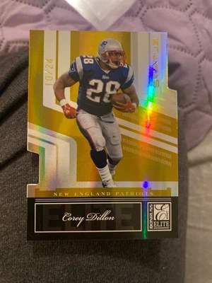 2007 Donruss Elite Gold Status Die-Cut Corey Dillon /24 #59 - Image 1 of 2