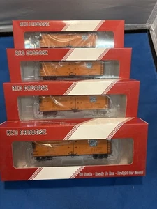 Red Caboose RR-34231- (38, 40, 46, 48)ho Scale Western Pacific box car - Picture 1 of 2