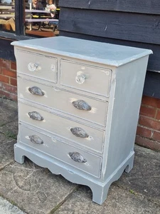 Vintage Grey Hand Painted Distressed Chest of drawers Bedside 5 Drawers - Picture 1 of 9