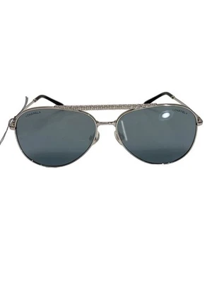 CHANEL 4231 Aviator Sunglasses Silver Frame Blue Mirror Lens Chain Bridge - Image 1 of 4