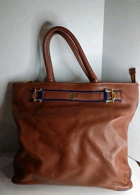 Tory Burch Women’s Large Pebbled Leather Horsebit Jaden Tote Brown Navy READ - Image 1 of 4