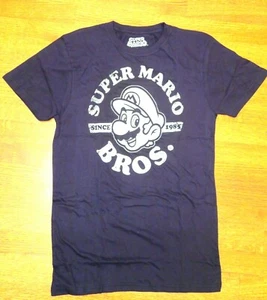 Super Mario Bros. Nintendo Camicia Mario Uomo *NUOVA* Uomo Tg SMALL Blu Scuro - Foto 1 di 1
