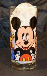 VTG DISNEY MICKEY, MINNIE & DONALD GLASS 51/2" TALL COOL Collectible - Picture 1 of 6