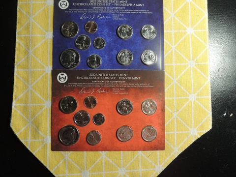 2022 United States Mint Uncirculated Coin Set 22RJ P&D  Ready to Ship!! Cover