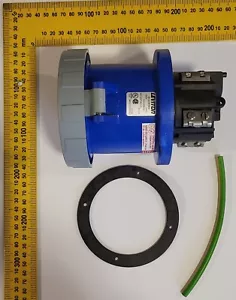Leviton 5100R9W 100 Amp, 120/208 Volt 3-Phase WYE IP67, Watertight - New - Picture 1 of 1