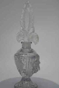 Vintage Grape Leaf Pattern Perfume Bottle. (Empty) Circa: 1940's or 1950's - Picture 1 of 10