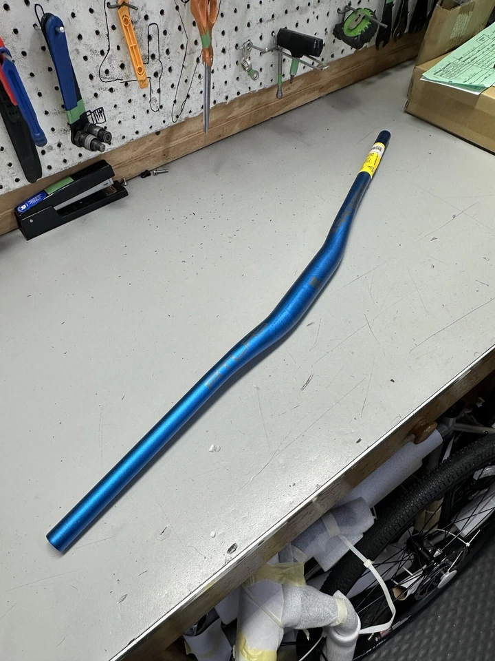 Manillar Raceface Atlas 35x820 Foto 1 de 4