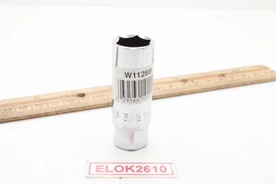 W1128B 3/8" Drive 5/8" SAE Chrome  Spark Plug Socket  w/Rubber Insert - Image 1 of 4