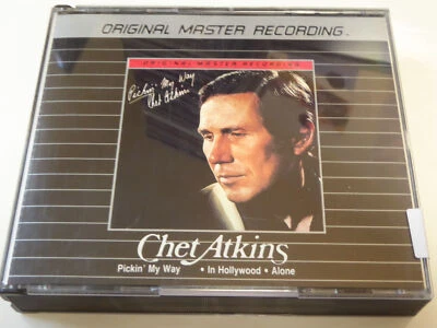CHET ATKINS : Pickin My Way / In Hollywood / Alone MFSL  > NM (2CD) - Bild 1 von 4