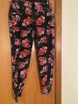 Calça jeans Arizona feminina algodão preta e floral pull-on com bolsos joggers tamanho 14 - Imagem 1 de 4
