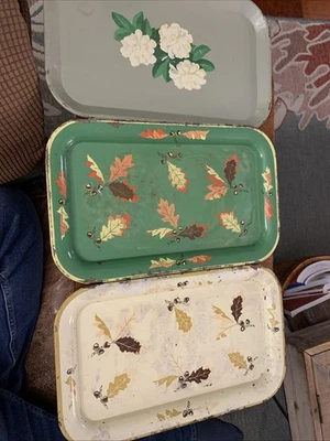 3X Vintage Metal Trays Fall Leaves & Floral 14x9 Breakfast Lap Serving Work Tray - Image 1 of 4