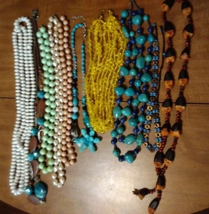 LOTE Collar de Cuentas Trozos De Colección Único Multi Hilo Diferente Edad Estilo Longitud Tipo 1 lb+ - Imagen 1 de 16